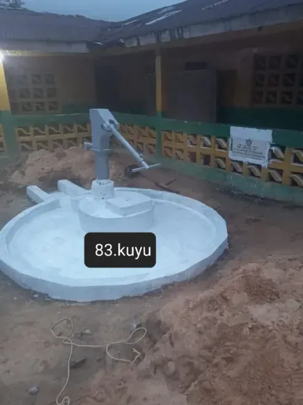 Waterputten 83 - H.ALI-EMINE GOGEBAKAN  DR OSMAN- GULLU GOGEBAKAN